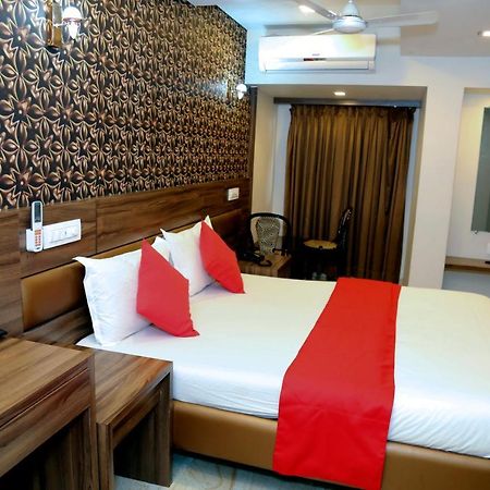 Hotel Sea Shore Navi Mumbai Exteriör bild