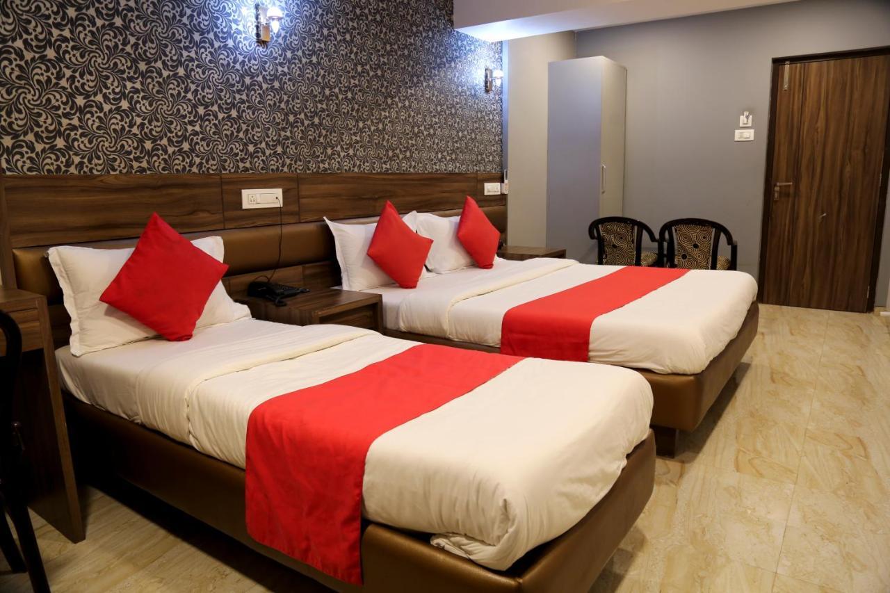 Hotel Sea Shore Navi Mumbai Exteriör bild