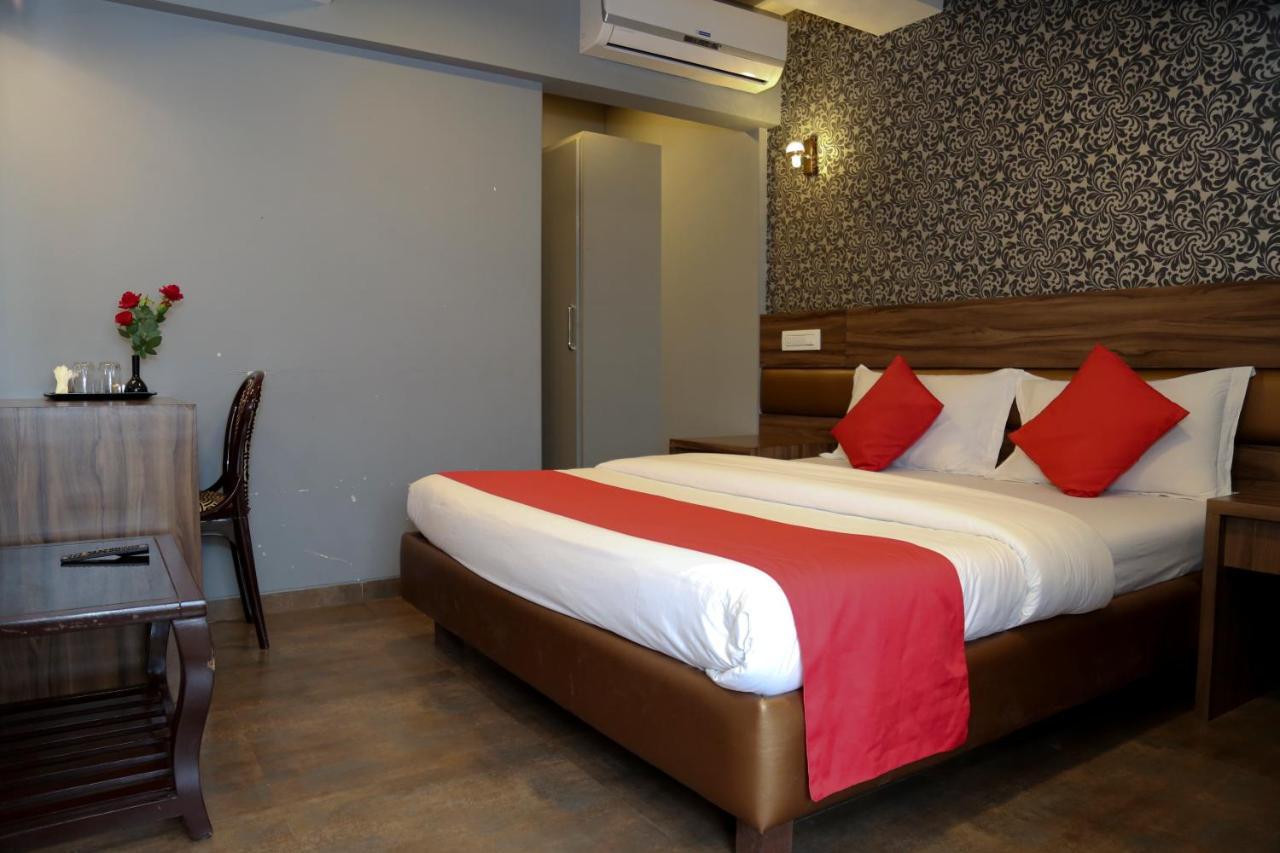 Hotel Sea Shore Navi Mumbai Exteriör bild